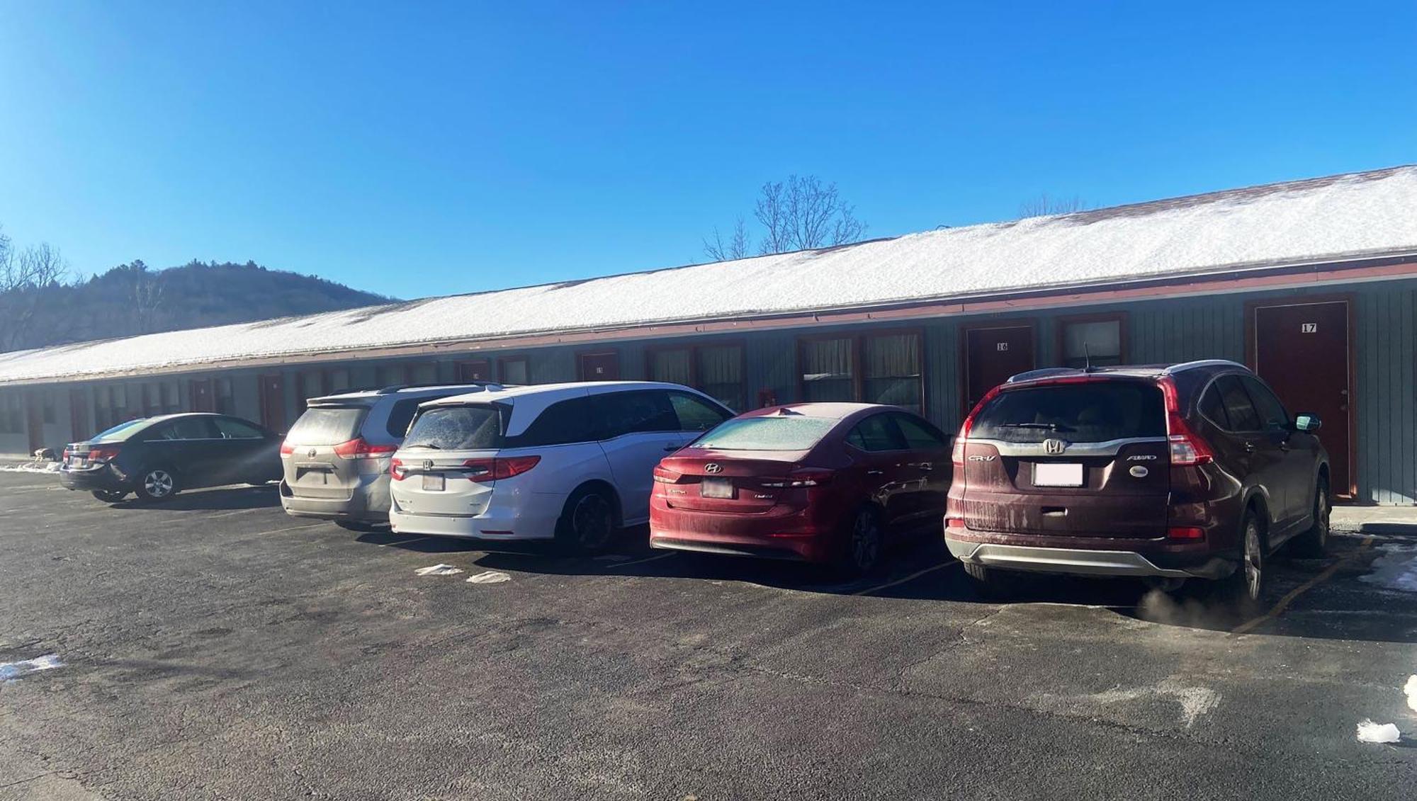 Pleasant Valley Motel West Stockbridge Exterior photo